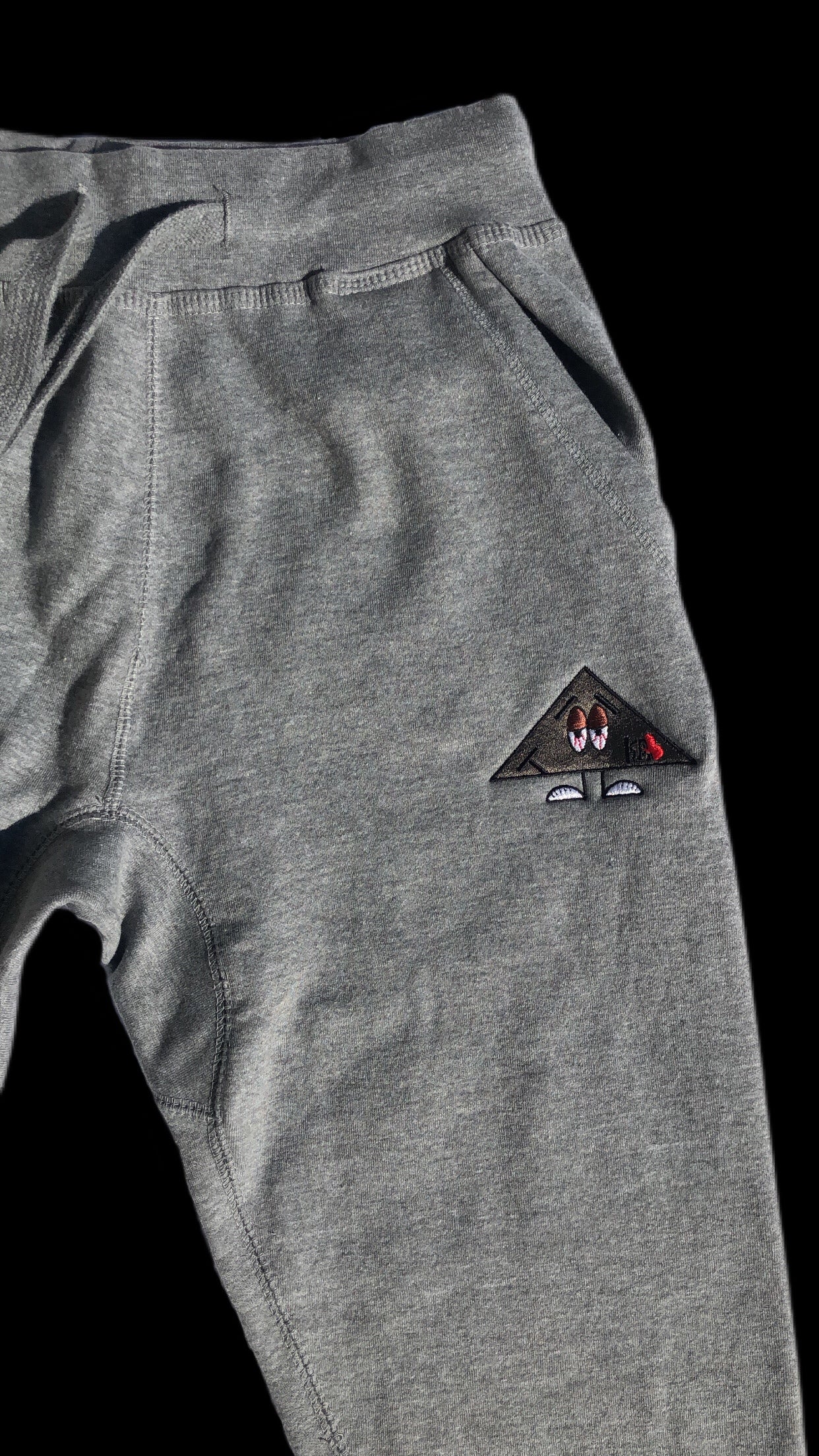 TOOKE Grey Mask Mascot Logo Joggers(grey)